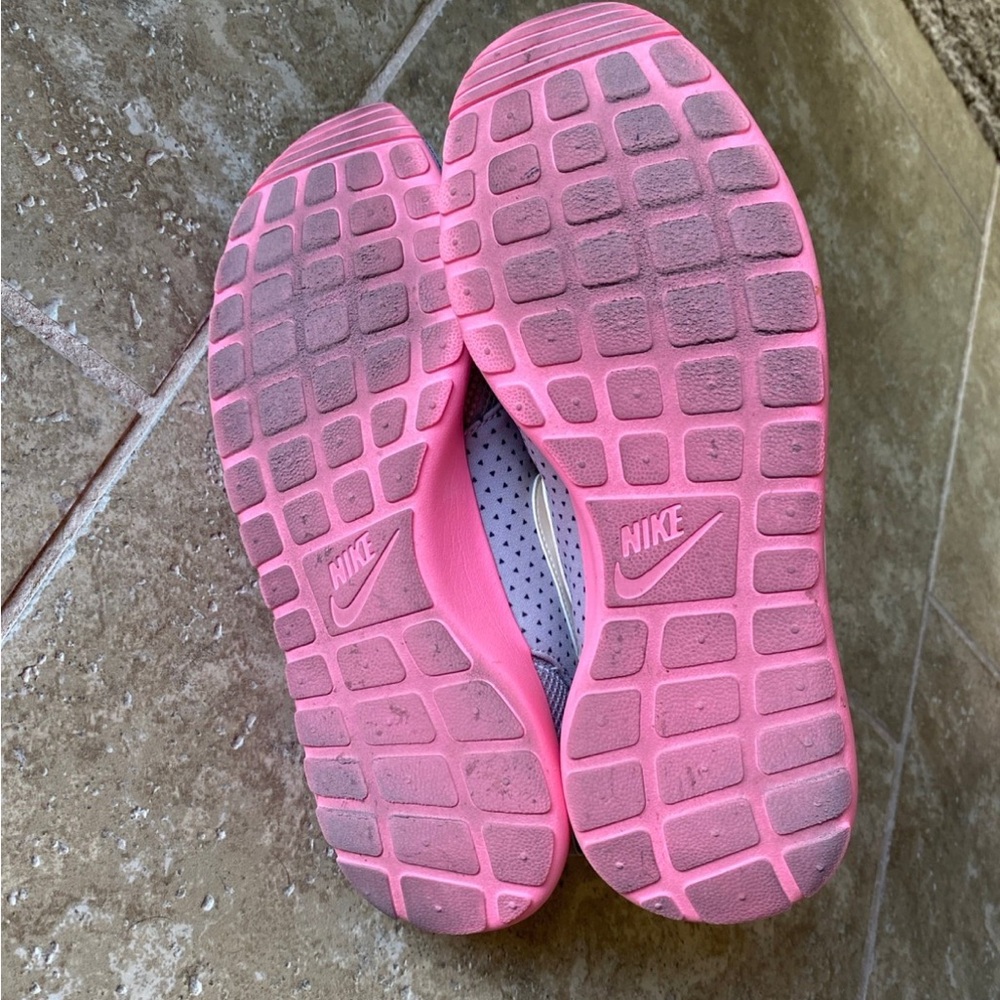 Nike Shoes for women | Nike Roshe One Athletic Sneakers Womens size 11 - Picture 8 of 12